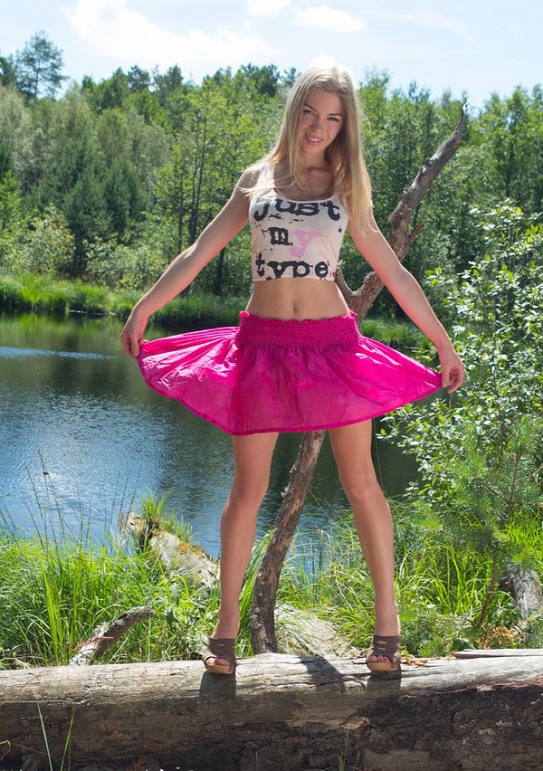 Олинка, 19 лет, 8 размер груди